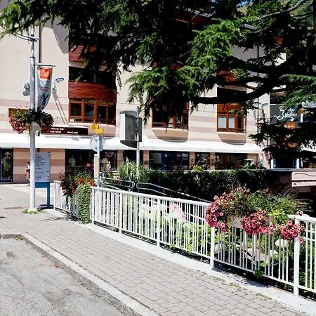 4 Pers Avec Balcon, Wi-fi, Parking - Centre-ville - Fr-1-512-231 Apartment